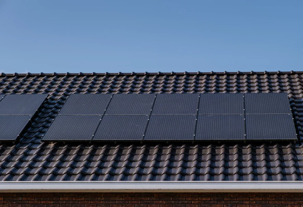 Is Solar Energy Right for Your Home? Pros and Cons to Consider